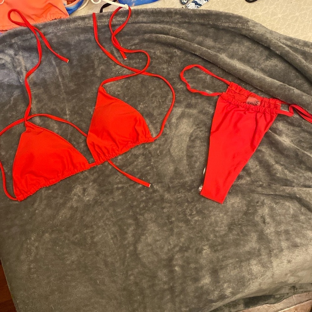Medium red bikini